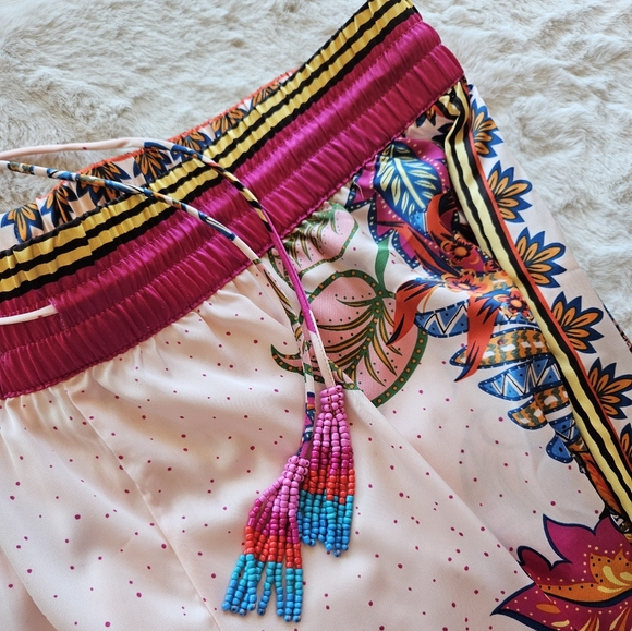 Rachel Zoe High Rise Pink Macaw Flowy Satin Wide Leg Pant, Size Large - Picture 4 of 6